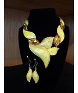 Fashion Jewelry Necklace Set Yellow Enamel Rhinestone Flower Bib Necklac... - £14.51 GBP