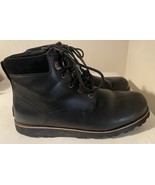 UGG Hannen Men&#39;s Size 13 Boots Black Leather Waterproof Sheepskin Lined - $2,357.59 MXN