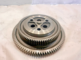 Genuine Detroit Diesel DD15 Engine Timing Gear with Hub A4720500705 OEM - £178.92 GBP