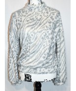 Willow &amp; Root by Buckle Women&#39;s Fuzzy Gray White Animal Print Sweater Si... - £12.65 GBP