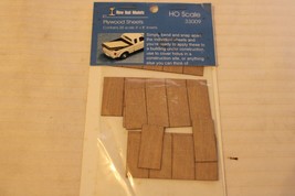 HO Scale New Rail Models, Pack of 25 Scale Plywood Sheets 4x8&#39;, #33009 BNOS - £15.95 GBP