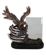 Patriotic American Bald Eagle On US Flag Figurine With 4X6 Engravable Glass - €90,15 EUR