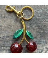 Cherry Bag Purse Charm Keychain Glitter Red Gold with 2 Painted Leaves - €13,71 EUR