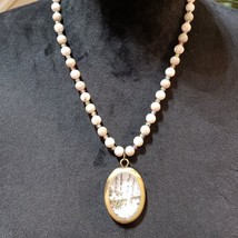 Womens Fashion Faux Pearl Gold Tone Oval Key Pendant Necklace with Lobster Clasp - £21.90 GBP