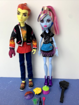 Monster High Home Ick Classroom Abbey Bominable Heath Burns Dolls  Acces... - £38.83 GBP