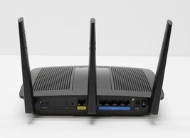 Linksys EA7450 Max-Stream Dual-Band AC1900 Wi-Fi 5 Router image 5