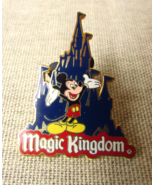 Disney&#39;s Magic Kingdom 2004 Trading Pin - Mickey With Cinderela&#39;s Castle - $43.71 CAD