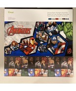 Cricut Marvel Avengers Themed Deluxe Paper New 12” x 12” - $212.78 MXN