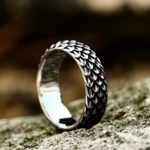 Men&#39;s Vintage 316L Stainless Steel Creative Viking Dragon Scale Ring - £17.57 GBP