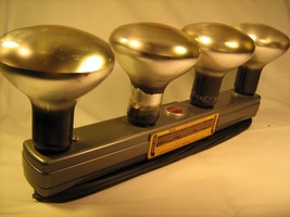 KODAK 4 Lamp Movie Light MODEL 1 with 3 lamps [X1] - £17.52 GBP