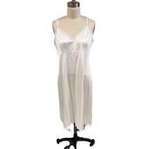 Vintage Vanity Fair Slippery White 100% Nylon Full Slip - Size 38L - $60.44