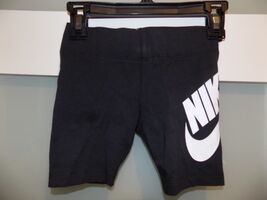 Nike Black Jersey Logo Graphic Bike Shorts Size 4 Girl's NEW 36G603-023 - $16.20