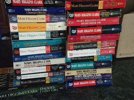 Mary Higgins Clark lot of 25 Mystery Suspense Mixed - £39.32 GBP