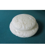 Round Hummingbird Puff Box &amp; Lid Con Cora Milk glass by PHOENIX GLASS ^^ - $1,378.39 MXN