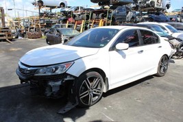 Back Glass Sedan US Built Without Navigation Fits 13-17 ACCORD 670253 - £96.56 GBP
