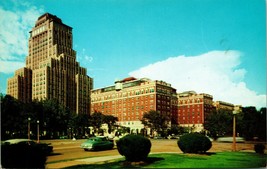 Vtg Chrome Postcard St Louis Missouri MO Park Plaza &amp; Chase Hotels Lindell Blvd - £2.19 GBP