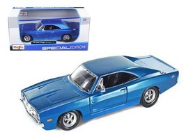 1969 Dodge Charger R/T Hemi Blue 1/25 Diecast Model Car by Maisto - $36.86