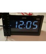 jWIN  AM/FM Radio Auxiliary iPod Connection Alarm Black Clock LARGE NUMB... - $374.01 MXN