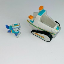 Paw Patrol Character Toy Figure Everest Husky Pup &amp; Snow Plow Vehicle Lot - £13.44 GBP