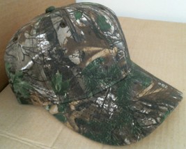 Realtree Realistic Woodland Camo Hunter&#39;s Baseball Cap Hat New W/Tag One... - $12.00