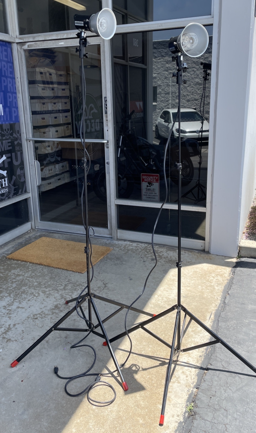 2 x SMITH VICTOR MODEL: S9 Lighting TRIPOD Professional Electronic Light... - $158.39