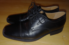 Clarks Men&#39;s Black Leather Oxford Dress SHOES-8M-WORN TWICE-CUSHIONED-COMFY - £25.14 GBP