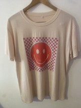 Pink Checkered Smile Face Shirt Cute Smiling Face Women’s Fun T-Shirt - £7.46 GBP