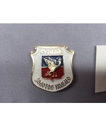 SUZDAL RUSSIA Vintage  COAT OF ARMS PIN - $188.08 MXN