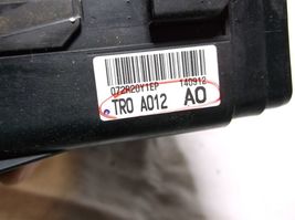 12-13-14-15  HONDA CIVIC / ENGINE BAY/  FUSE/RELAY/BOX image 5