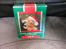 Hallmark Keepsake &quot;Child&#39;s Third Christmas&quot; 1989 Ornament USED SEE DESCR... - $127.56 MXN