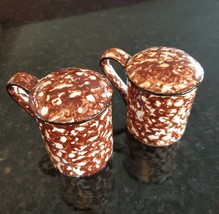 Stangl Vintage Pottery Town And Country Brown Salt &amp; Pepper Set With Handles - £13.34 GBP