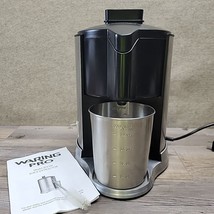 Waring Pro Juice Extractor- JEX328- TESTED Never Used With Manual And Brush - $37.87