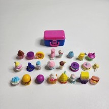 Lot of 25 Shopkins Figures &amp; Chest - £17.87 GBP