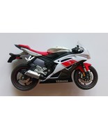 Yamaha YZF-R6 Motorcycle, 1:18 Scale Die Cast &amp; Plastic Maisto Sport Bike. - $940.68 MXN