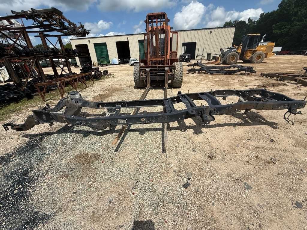 2003 Ford F250 FX4 OEM Frame 6.0L 4WD Automatic 156&#39;&#39;WB No Rust  - $1,237.50