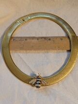 Mma Gleitend Biene Anhänger Halskette Russische Sammlung Gold Ton Schlan... - $67.55