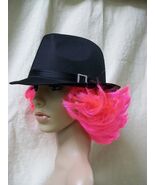 Sexy Black Fedora Hat w/ Hot Pink Feathered Flip Wig Hair 20s Mob Boss B... - $451.47 MXN