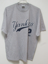 MLB NY Yankees Derek Jeter Name and Number T-Shirt Gray Size 2XLarge Dynasty - £27.72 GBP