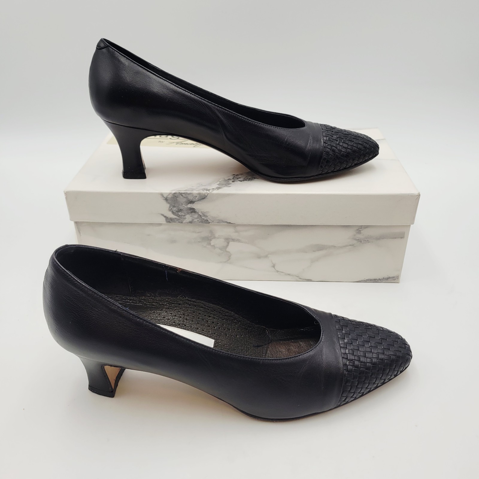 Amalfi by Rangoni Women Black Leather Pumps Heel 7.5 Narrow Career Woven Cap Toe Item image 6