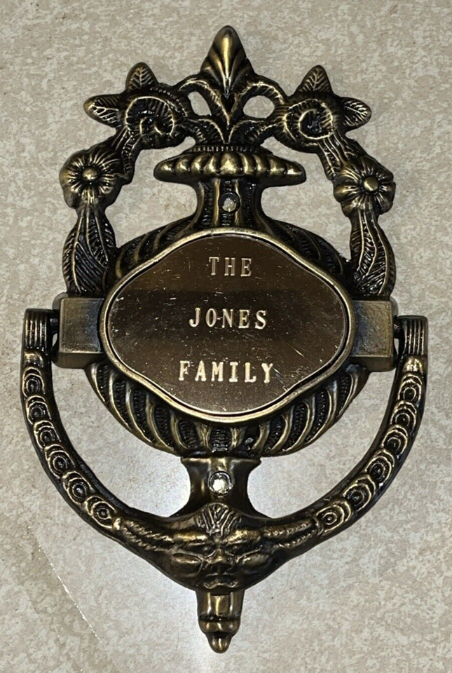 Jones Family Door Knocker - $9.46
