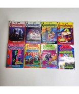 Lot of 8 Goosebumps Books 8, 32, 39, 42, 46 and Readers Beware 7, 10, 12 - $1,102.55 MXN