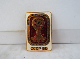 Vintage Soccer Pin - 1985 FIFA U-20 Championships USSR - Stamped Pin - £11.96 GBP