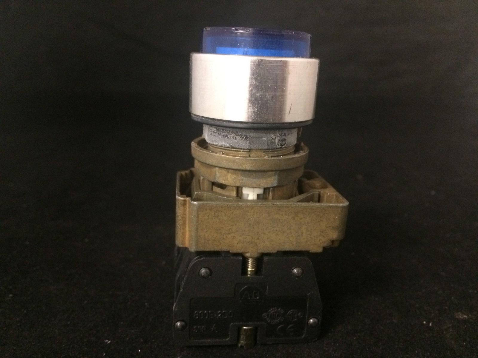  Allen-Bradley 800E-2D0 Illuminated Blue Pushbutton  - $18.26