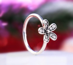 925 Sterling Silver Daisy Ring with Clear Zirconia For Women - £14.36 GBP