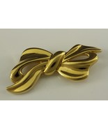 Vintage Costume Jewelry NAPIER Gold Tone RIBBON Bow Brooch Pin 2.75&quot; Long - £15.57 GBP