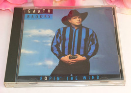 Garth Brooks Ropin&#39; The Wind CD 10 Tracks Gently Used - £9.10 GBP