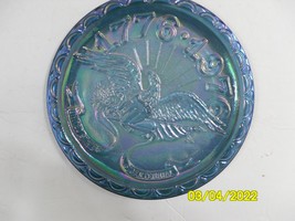 Carnival Glass 8&quot; Plate 1776-1976 Eagle United States Bicentennial Purple - £7.67 GBP