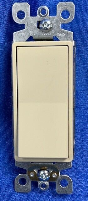 Leviton 15 Amp Decora Plus Commercial Grade 3-Way Rocker Switch Ivory - $4.94
