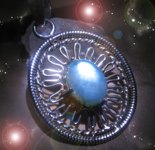 HAUNTED NECKLACE THE AMULET OF LUMINANCE AWAKENING HIGHEST LIGHT MAGICK - $8,012.12 MXN