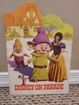 Disney on Parade Snow White & the Seven Dwarfs Vintage Program 1970 Collectible - $5.69